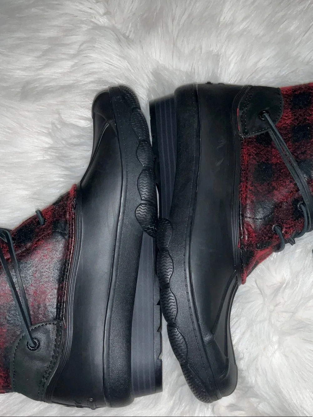Sperry Black & Red Lace-Up Duck Boot